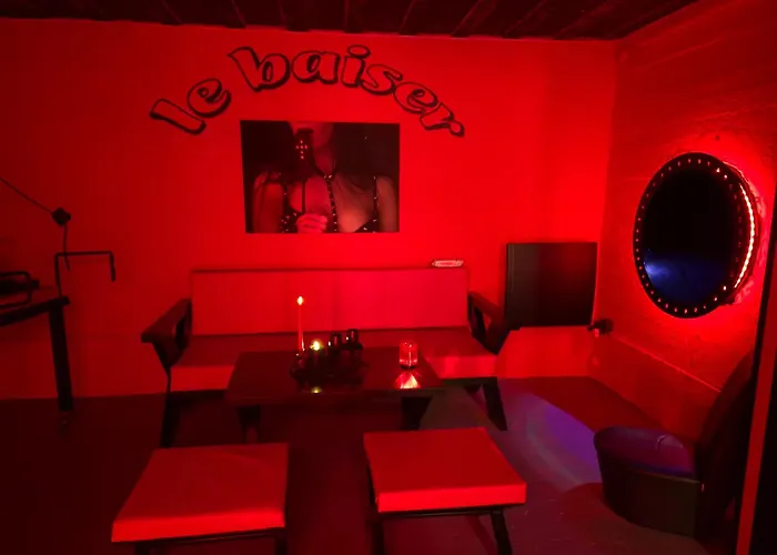 Le Baiser 1 Le Bunker Réaménagé En Plaisir Interdit