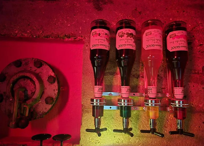 Le Baiser 1 Le Bunker Réaménagé En Plaisir Interdit
